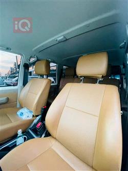 Toyota Land Cruiser 70